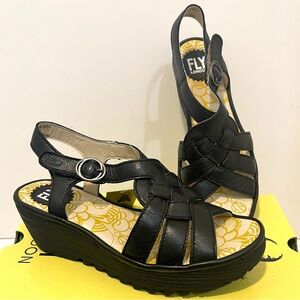 FLY LONDON RINI 883 Black Leather Braided Front Platform Wedge 37